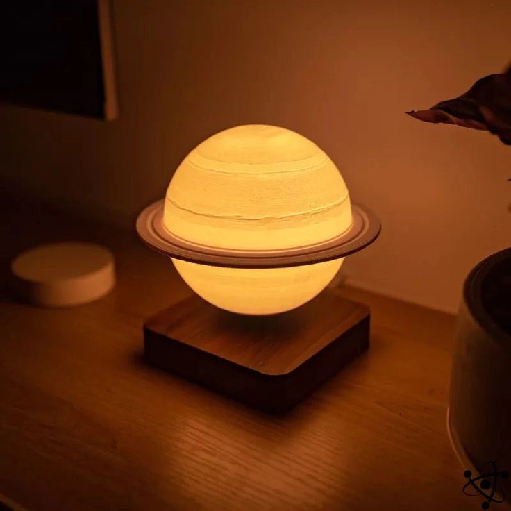 Floating™ Saturn Lamp - Memories InsiteMagnetic Levitation Saturn Lamp